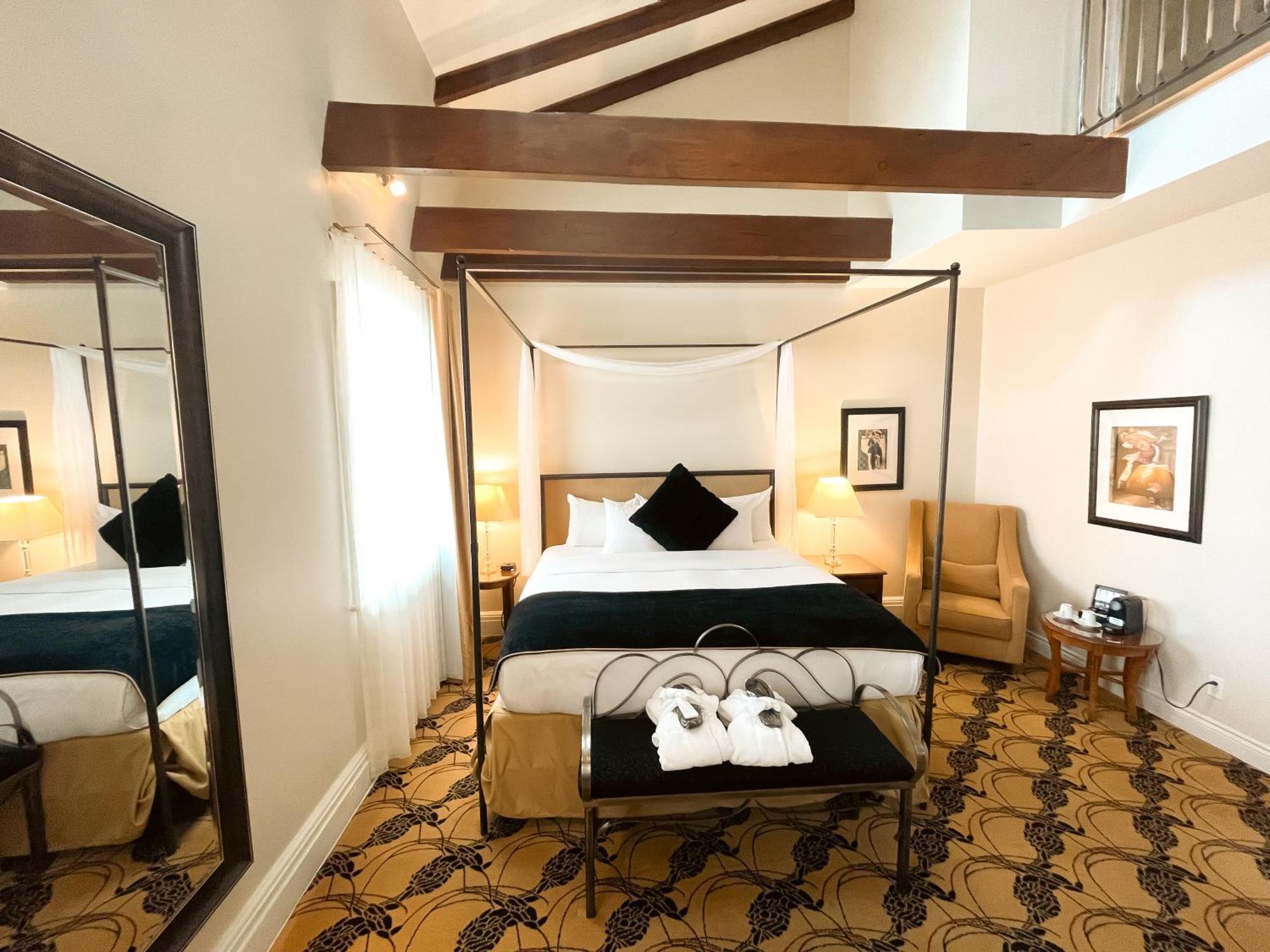 Hotel Manoir D'Auteuil Ciudad de Quebec Habitación foto
